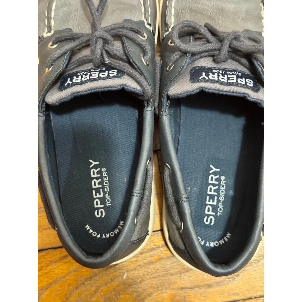 Sperry top sider